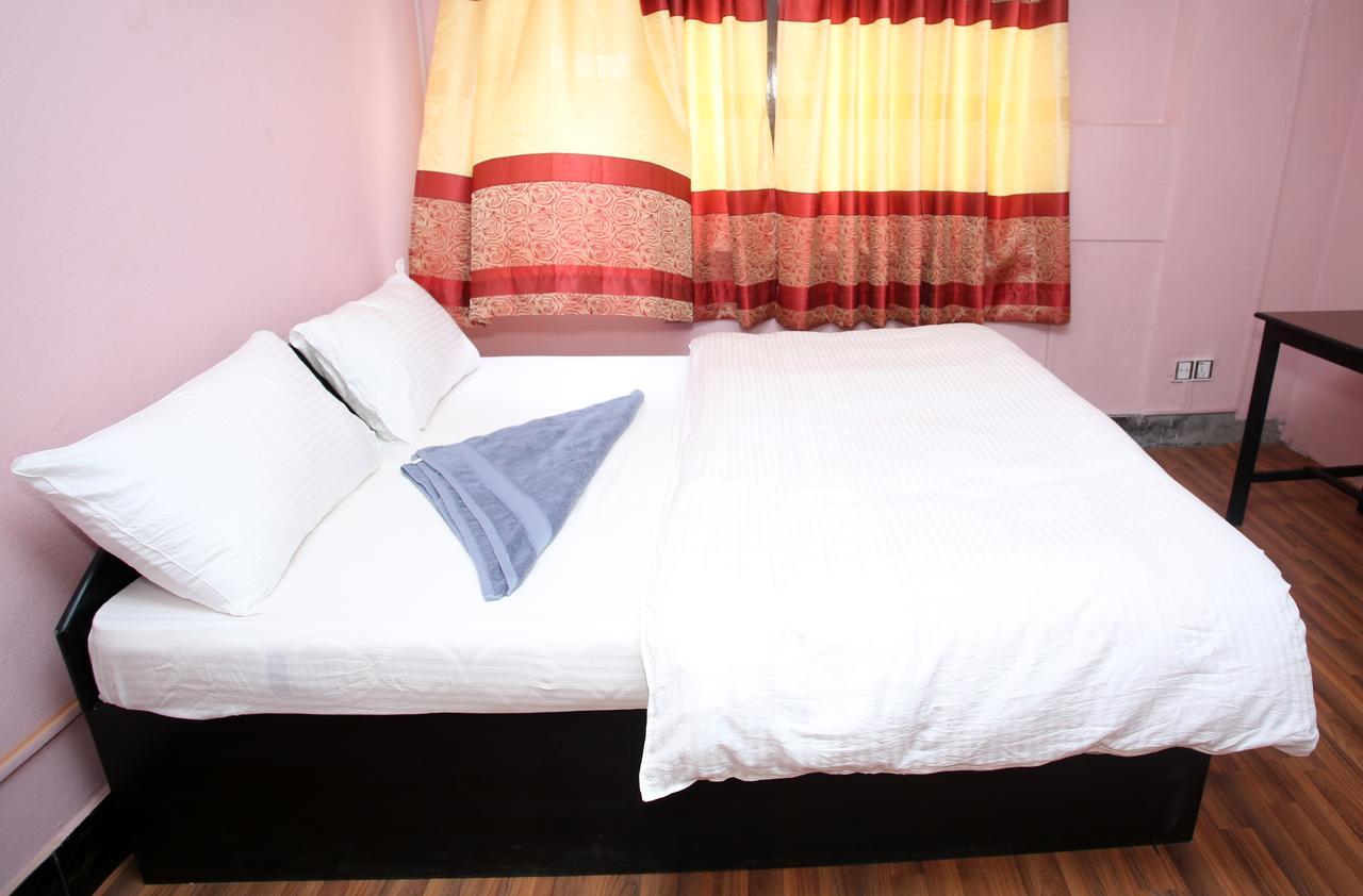 Mitra Garden Inn Kathmandu Exteriör bild
