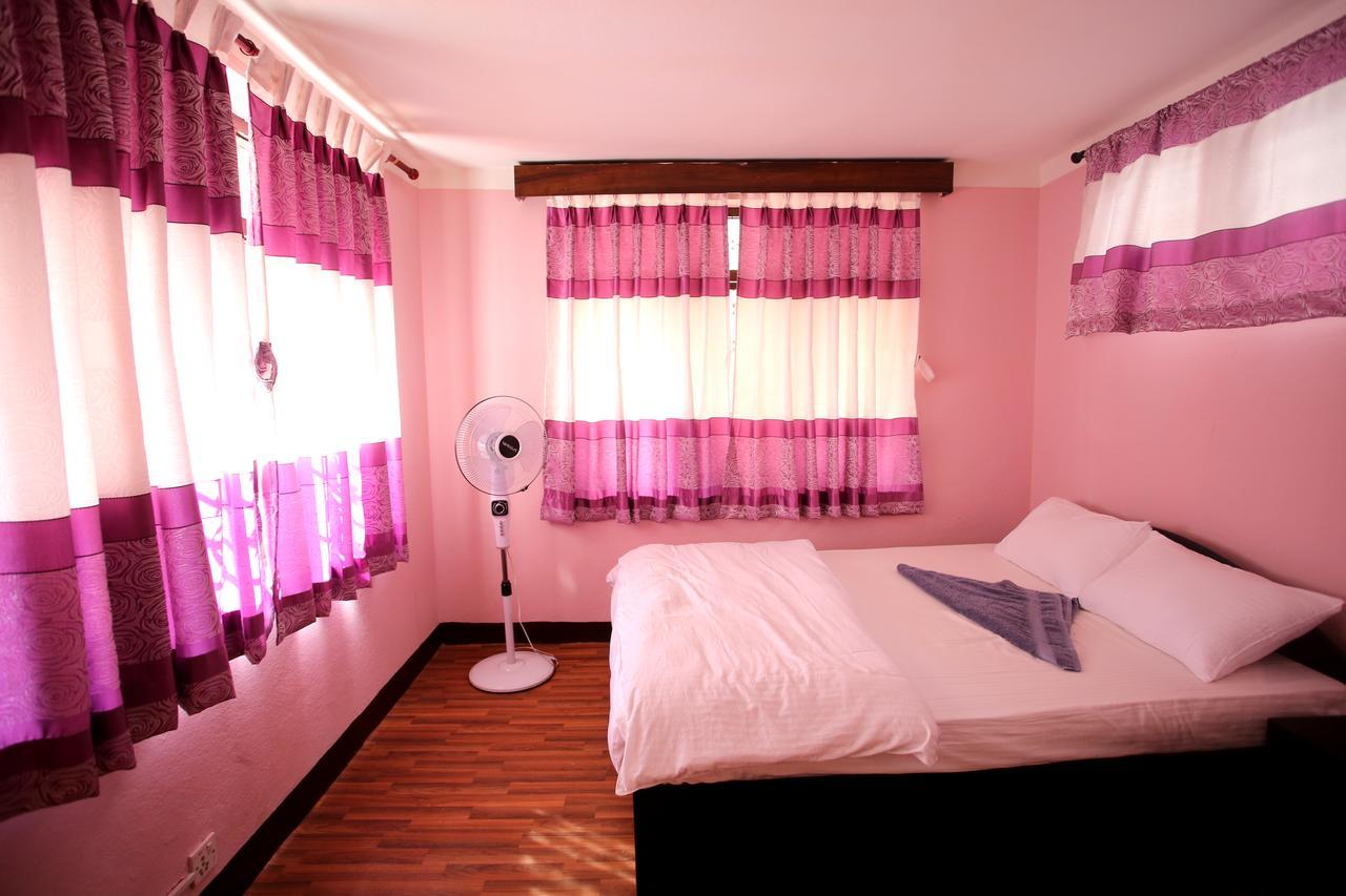 Mitra Garden Inn Kathmandu Exteriör bild